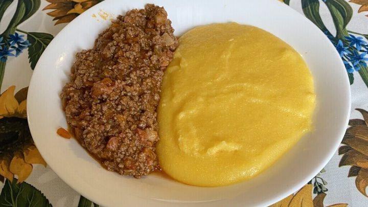 Polenta – zastosowanie włoskiej mamałygi w polskiej kuchni