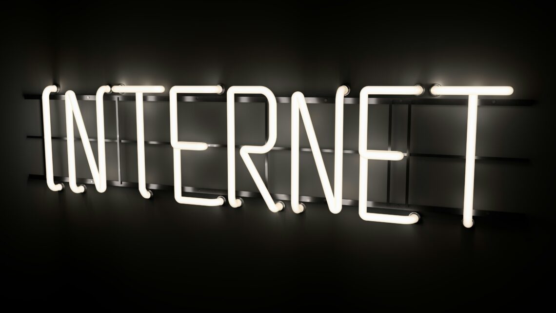 Uzależnienie od internetu – jak sobie z nim radzić? Uzależnienie od internetu – jak sobie z nim radzić?